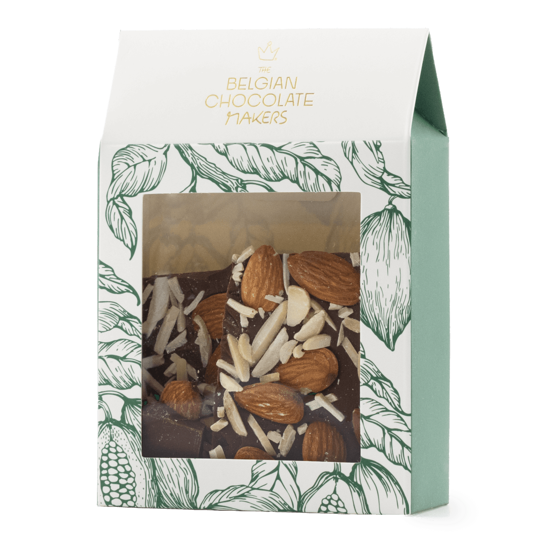 Tavolette spezzate di cioccolato al latte con mandorle